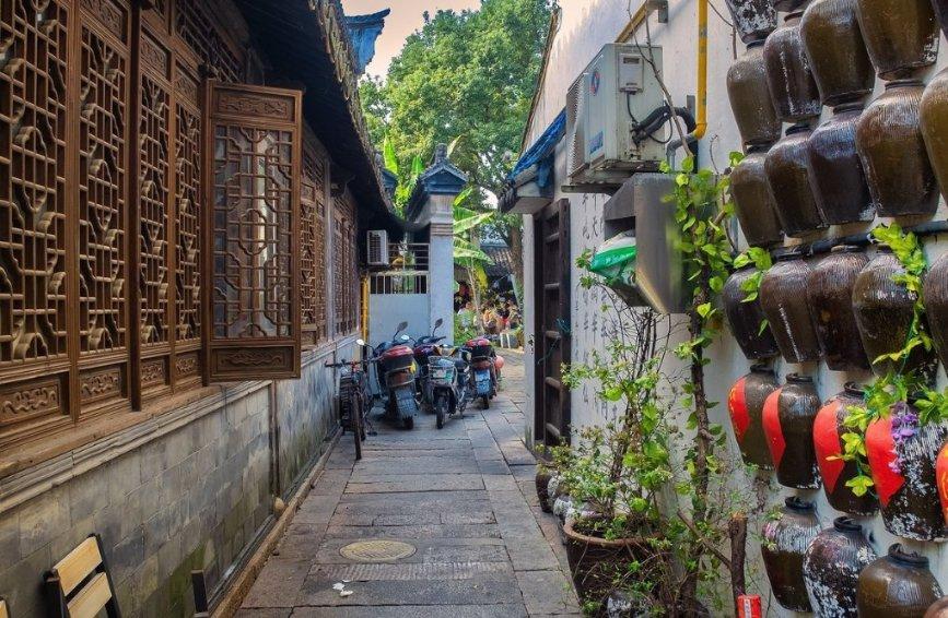 寻找答案,尽在非微信好友,却能给对方发消息,为什么?